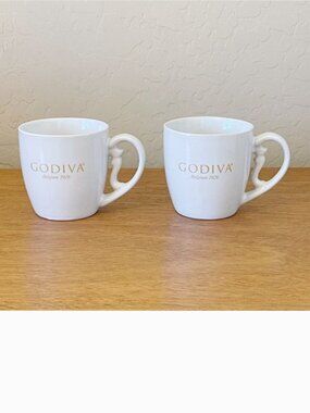 New Set of 2 Godiva Mugs White Gold Logo Ceramic Stoneware Coffee Beverage Cups